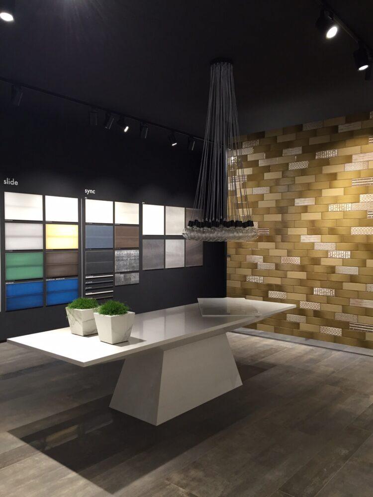 Stand Iris Ceramiche Cersaie 2015-06